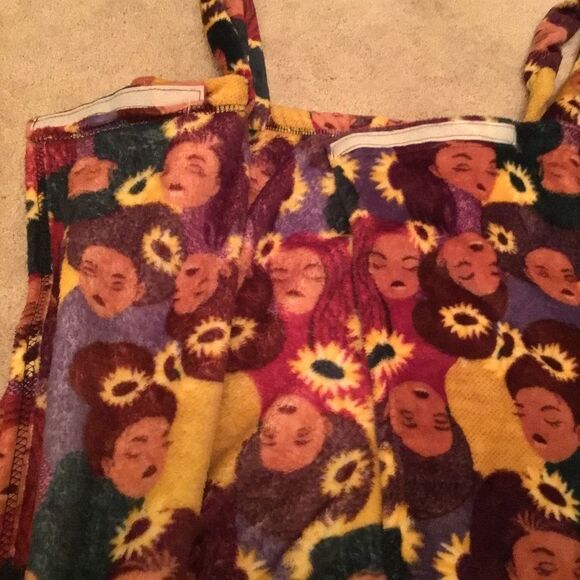 Ladies Themed Shower Wrap - Picture 4 of 5